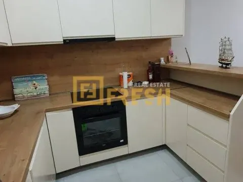Rent, one bedroom apartment, 70m², Bar, Crna Gora - image 12