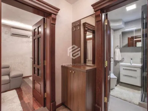 Sale, one bedroom apartment, 37m², Kotor, Crna Gora - image 7