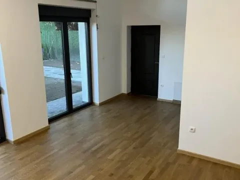 Rent, house, 247m², Sremska Kamenica, Petrovaradin - image 8