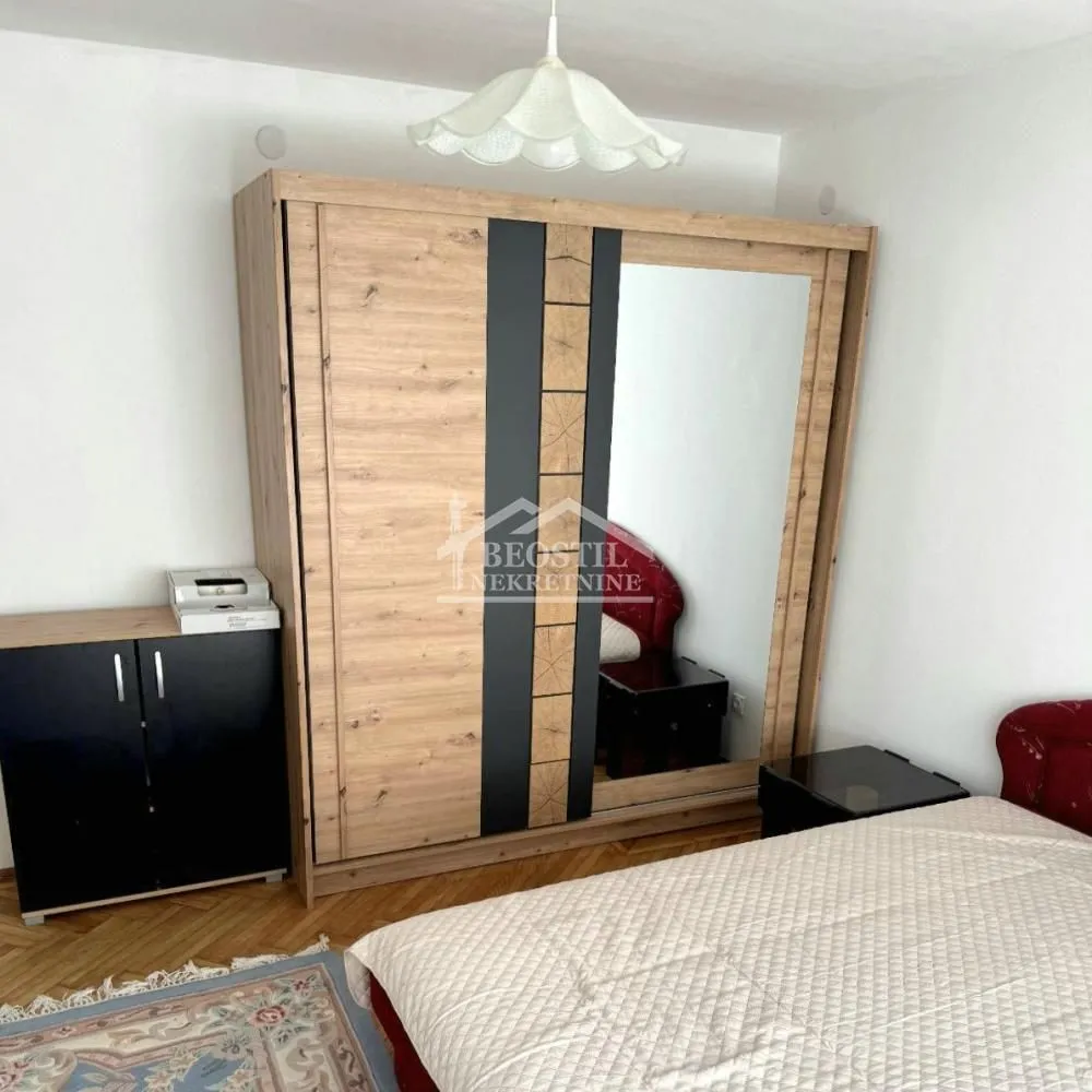 Izdavanje, dvosoban stan, 41m², Stari Grad, Beograd