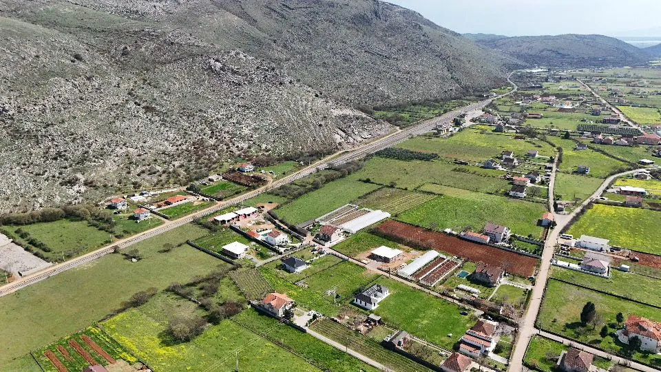Prodaja, plac, 608m², Tuzi, Podgorica