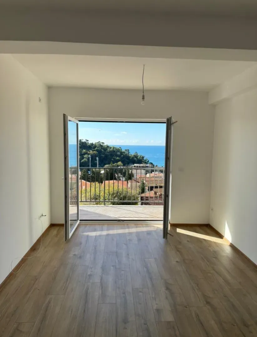 Prodaja, dvosoban stan, 55m², Petrovac, Budva