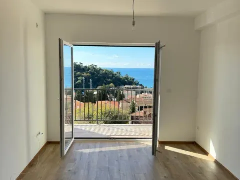Prodaja, dvosoban stan, 55m², Petrovac, Budva