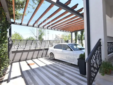 Sale, house, 170m², Gornja Gorica, Podgorica - image 32