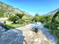 Sale, house, 1500m², Škaljari, Kotor - image 2