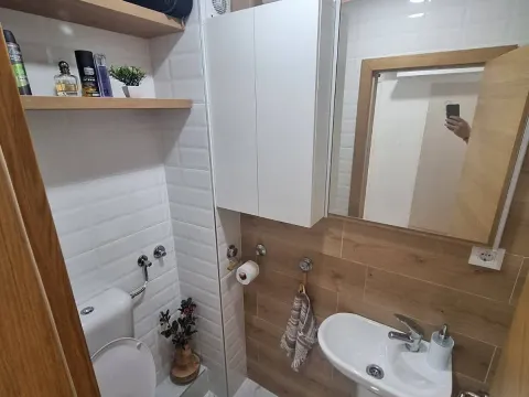 Sale, three bedroom apartment, 89m², Drpe Mandića, Podgorica - image 15