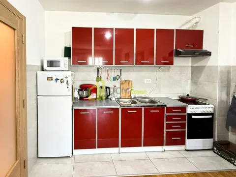 Izdavanje, dvosoban stan, 65m², Stari Aerodrom, Podgorica - image 4