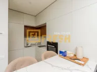 Sale, one bedroom apartment, 80m², Tivat, Crna Gora - image 11