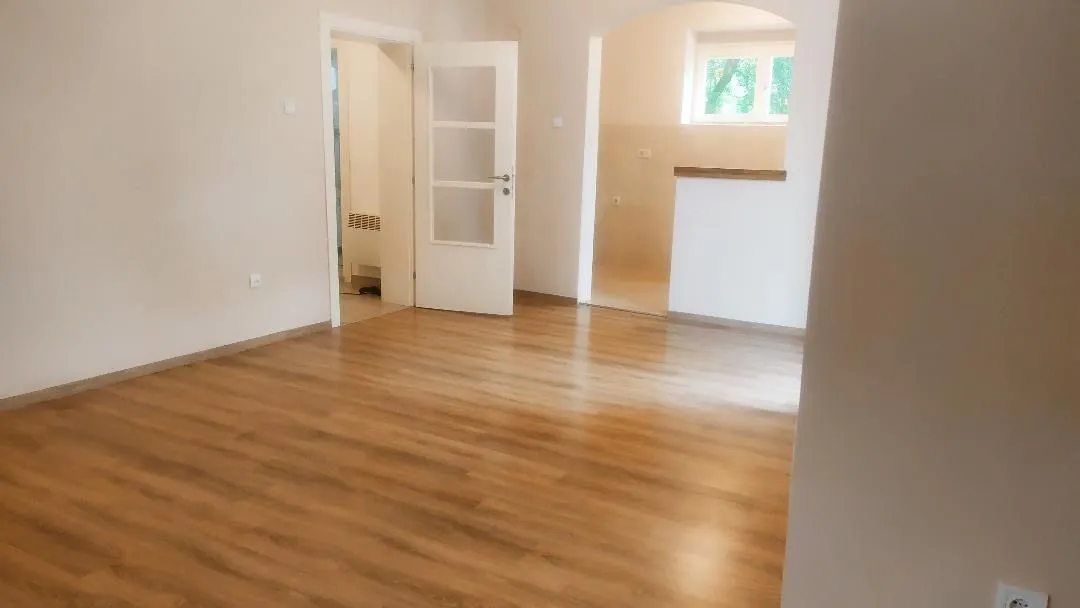 Rent, office space, 90m², Gorica C, Podgorica