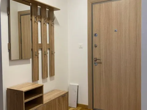 Rent, one bedroom apartment, 40m², Bečići, Budva - image 3