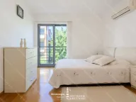 Sale, two bedroom apartment, 72m², Đenovići, Herceg Novi - image 2