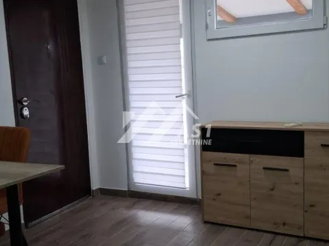 Izdavanje, stan, 32m², Lipov gaj, Novi Sad Sve Podlokacije - image 4