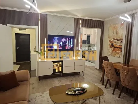 Prodaja, dvosoban stan, 68m², Dalmatinska ulica, Podgorica - image 17