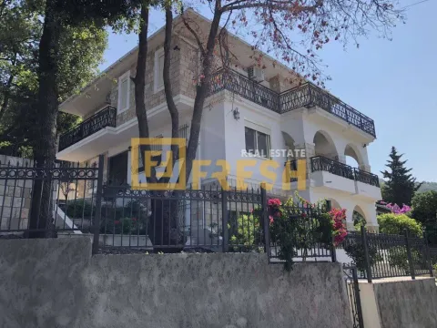 Prodaja, kuća, 250m², Ulcinj, Crna Gora