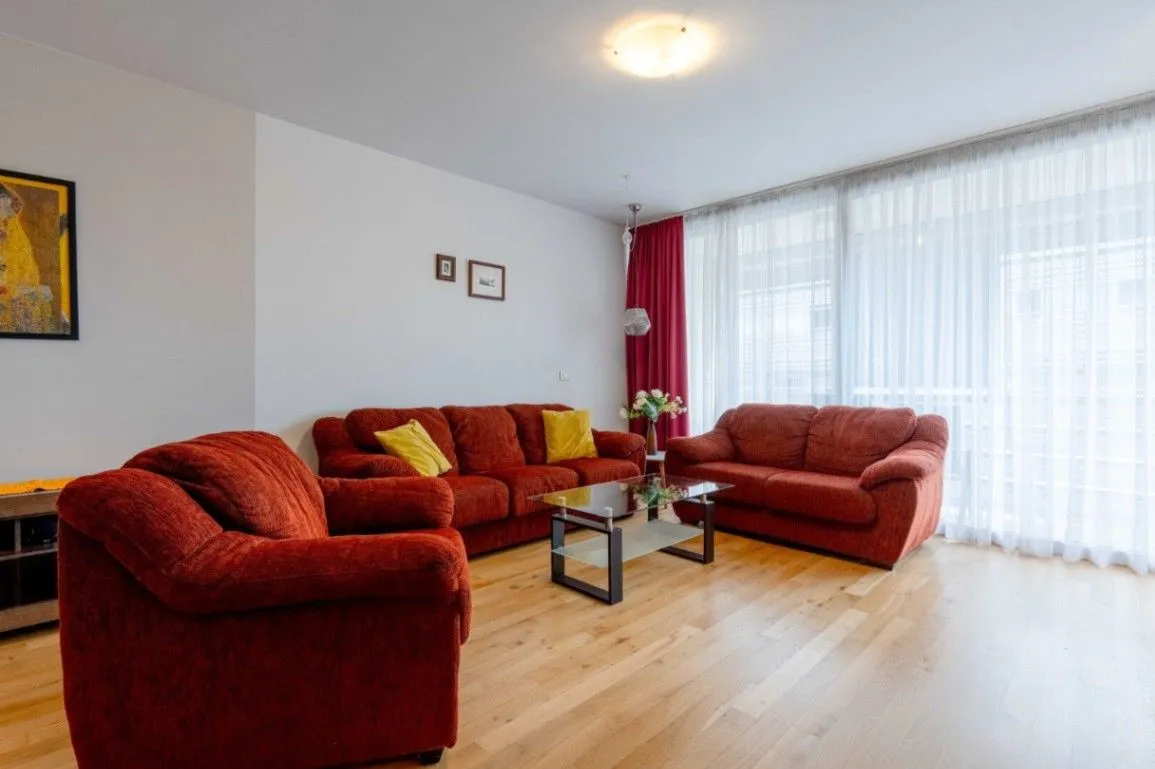 Prodaja, dvosoban stan, 74m², Rozino, Budva