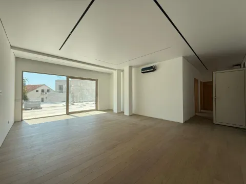 Sale, two bedroom apartment, 80m², Pržno, Budva - image 1