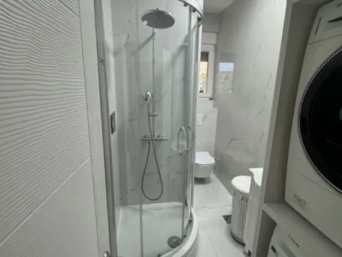 Sale, two bedroom apartment, 60m², Dobrota, Kotor - image 7