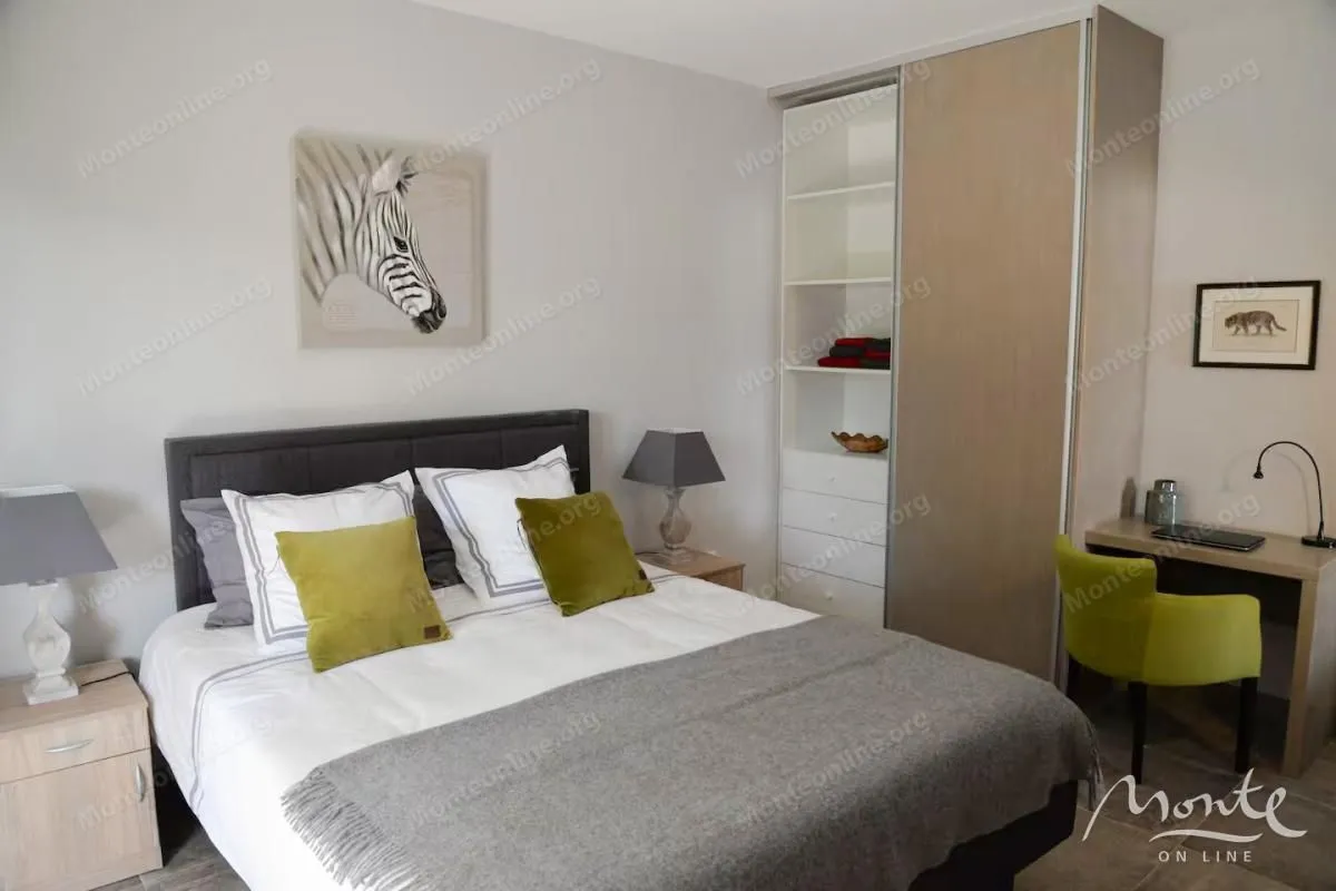Prodaja, dvosoban stan, 110m², Donja Lastva, Tivat