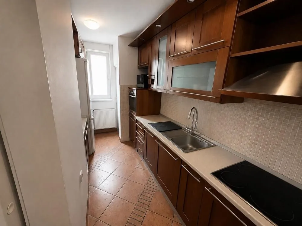 Sale, three bedroom apartment, 93m², Autokomanda, Voždovac Sve Podlokacije