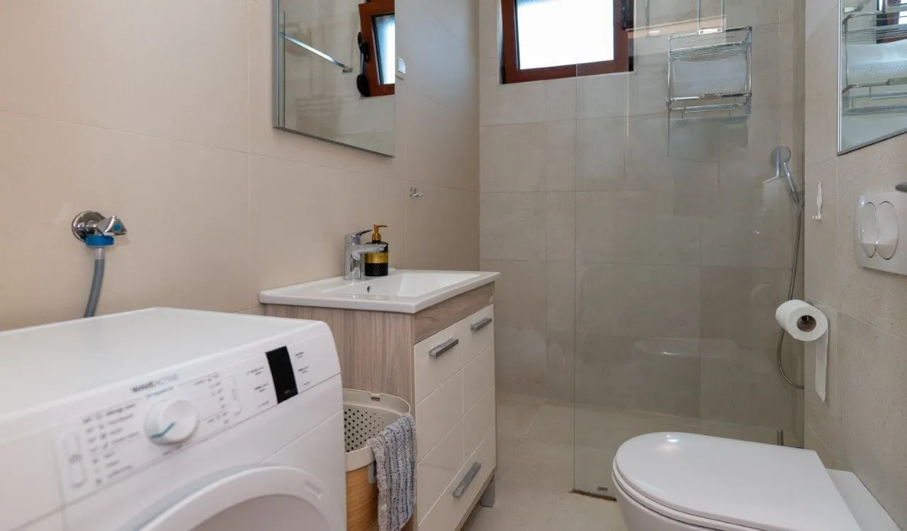 Izdavanje, trosoban stan, 86m², Stara Varoš, Podgorica