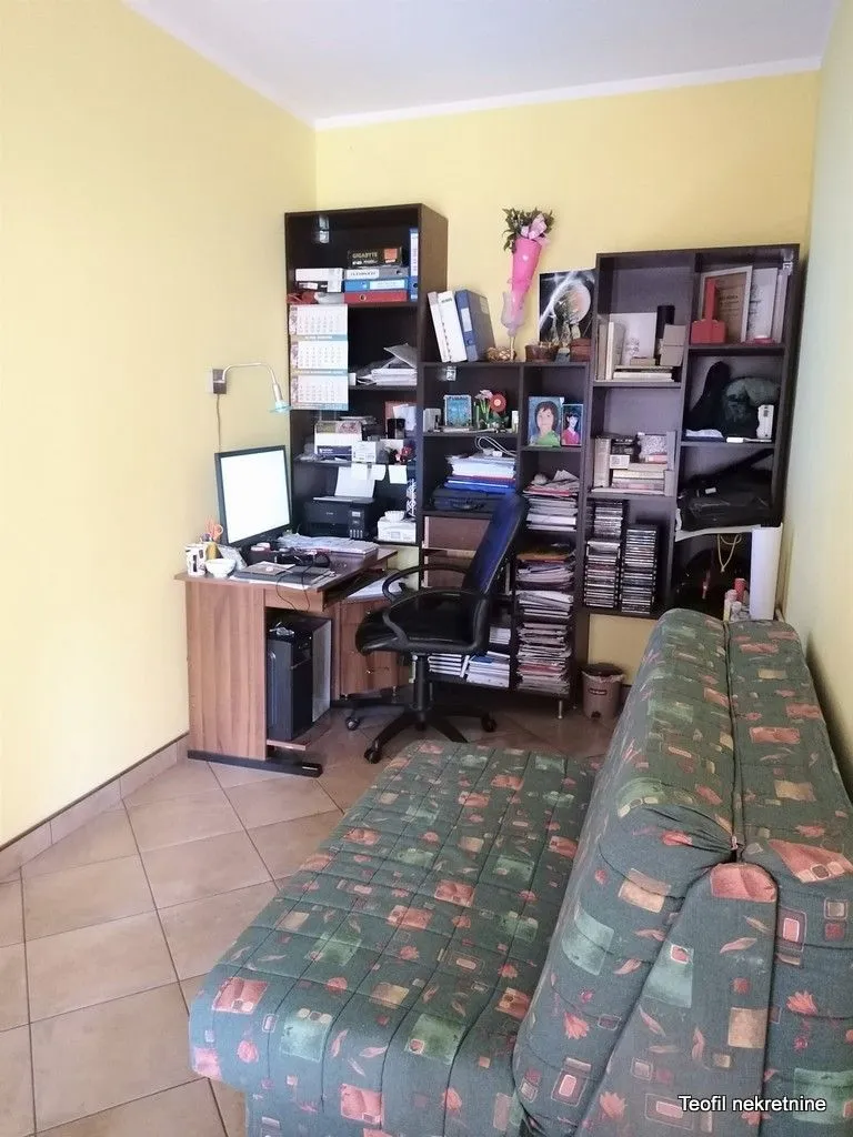 Prodaja, kuća, 256m², Surčin, Beograd