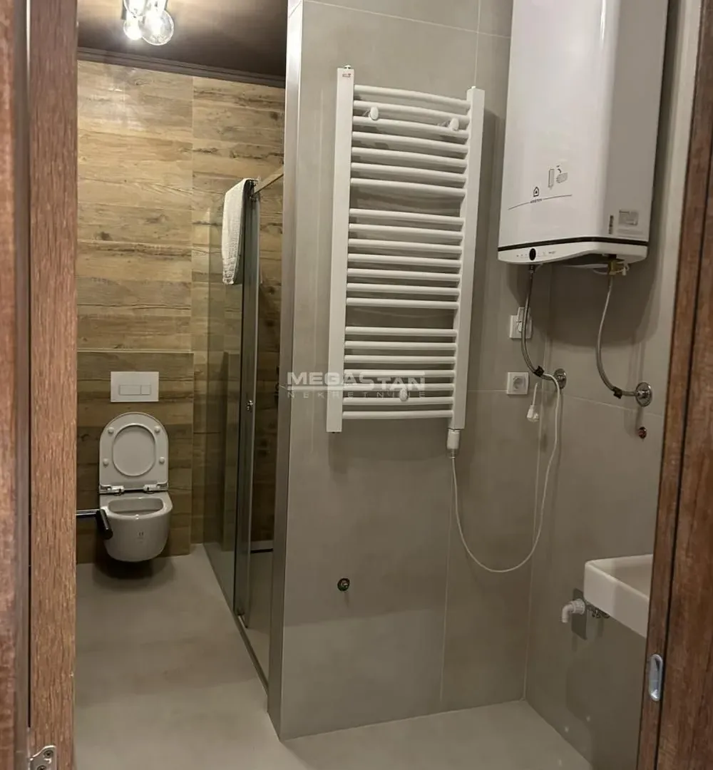 Prodaja, četvorosoban stan, 162m², Pančevo, Srbija