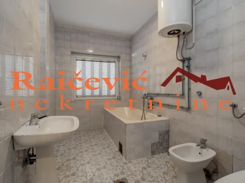 Prodaja, kuća, 604m², Voždovac, Voždovac Sve Podlokacije - image 4