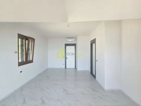Sale, three bedroom apartment, 105m², Bijela, Herceg Novi - image 2