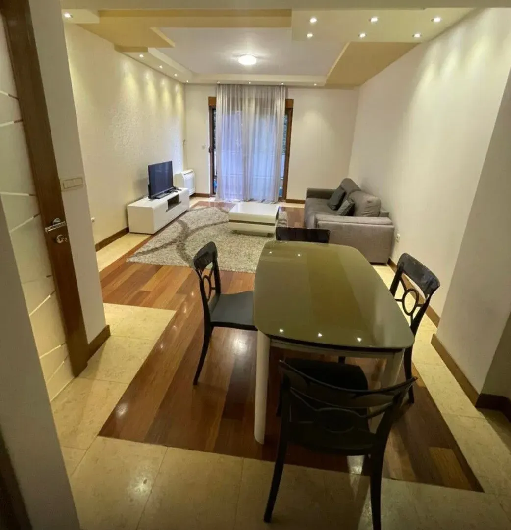 Izdavanje, stan, 58m², Podgorica, Crna Gora
