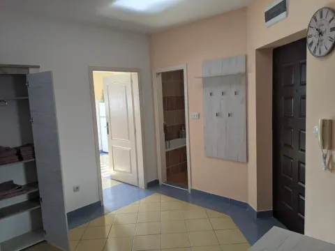 Izdavanje, jednosoban stan, 54m², Bijela, Herceg Novi - image 7