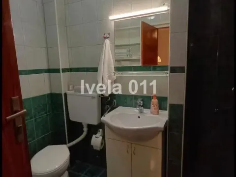 Rent, two bedroom apartment, 45m², Vračar Sve Podlokacije, Beograd - image 7