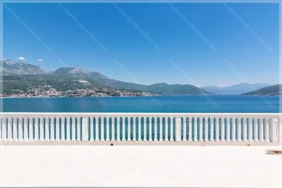 Prodaja, dvosoban stan, 93m², Njivice, Herceg Novi