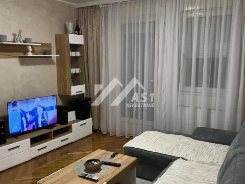 Rent, one bedroom apartment, 43m², Bulevar Oslobodjenja, Novi Sad Sve Podlokacije - image 2