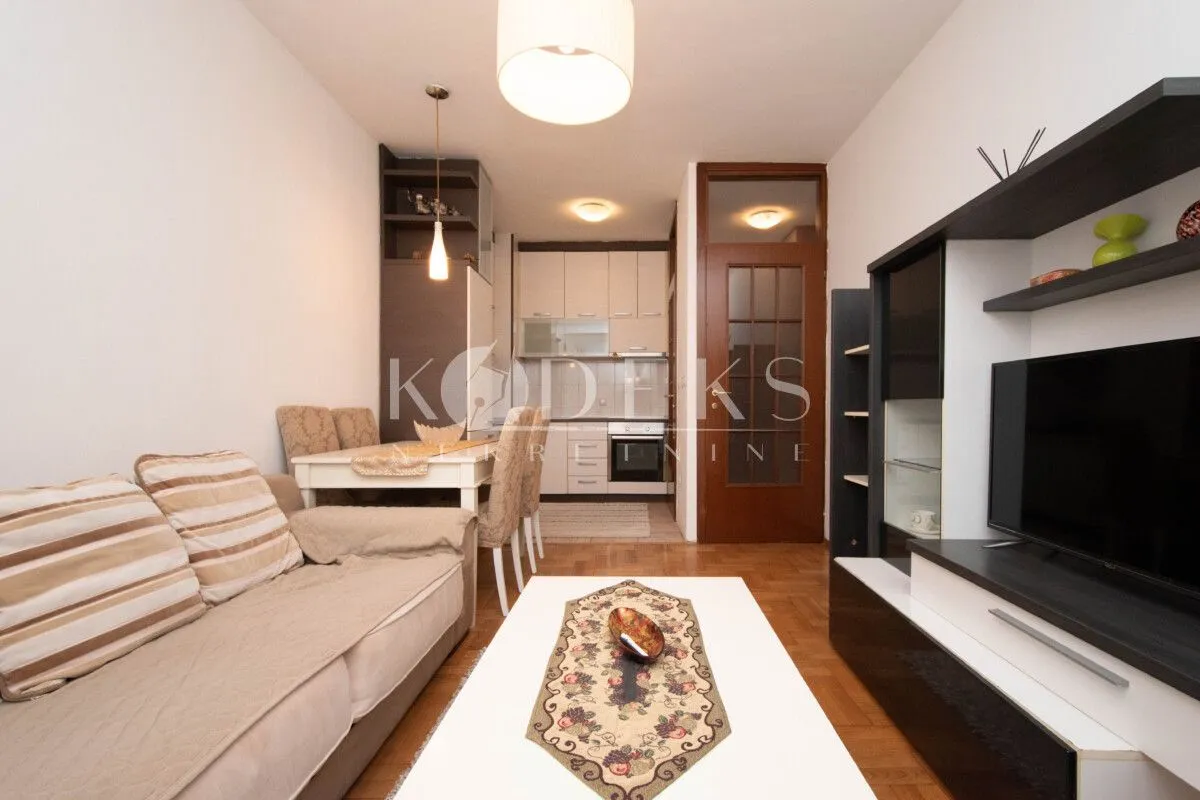 Rent, one bedroom apartment, 37m², Stari Aerodrom, Podgorica