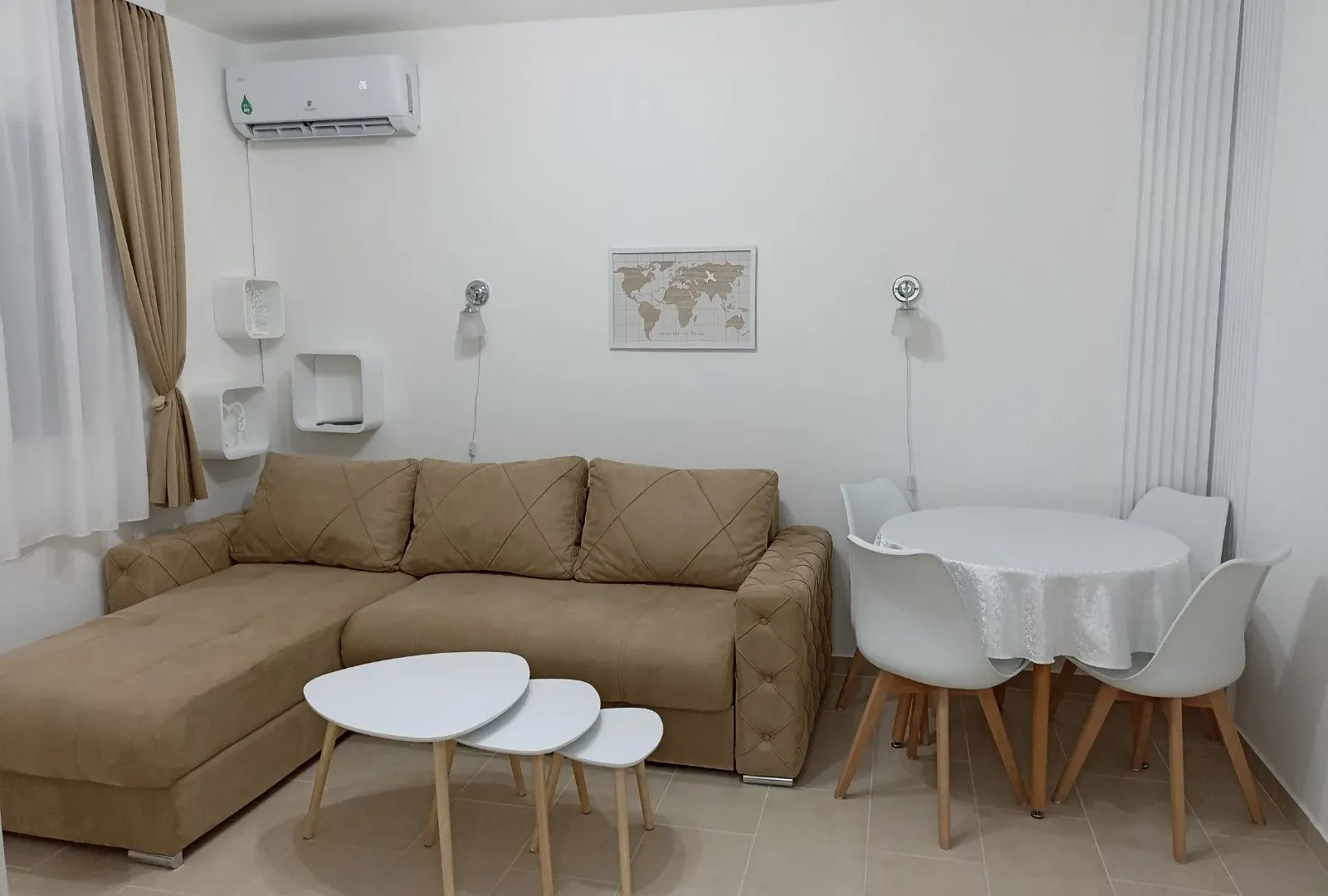 Prodaja, garsonjera, 24m², Gintaš, Podgorica