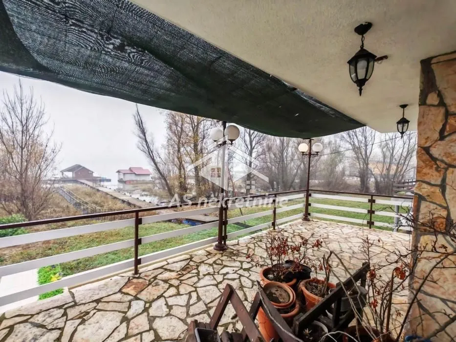 Izdavanje, kuća, 185m², Novi Beograd Sve Podlokacije, Beograd