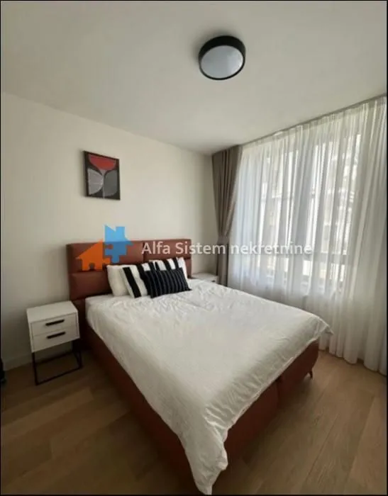 Rent, three bedroom apartment, 86m², Savski Venac, Beograd