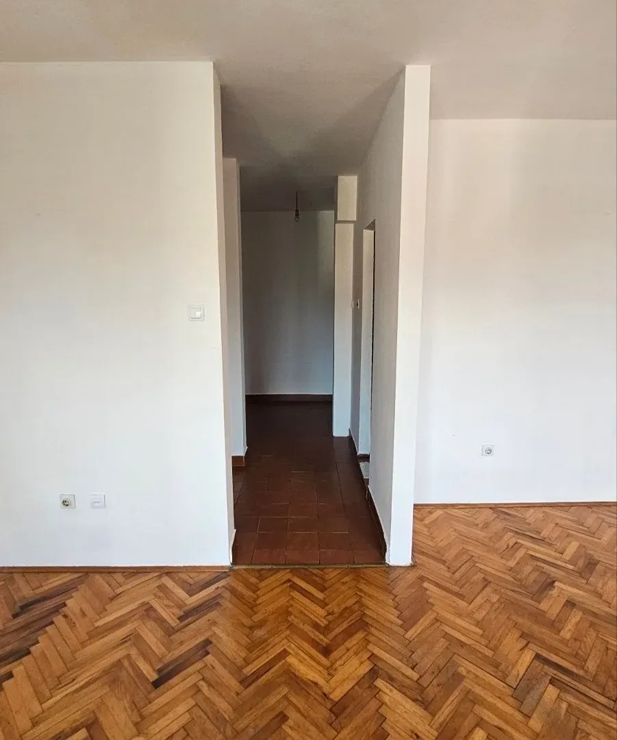 Prodaja, jednosoban stan, 58m², Stari Aerodrom, Podgorica