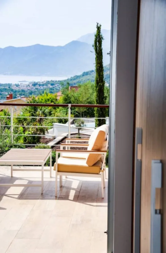 Prodaja, trosoban stan, 120m², Kavač, Kotor