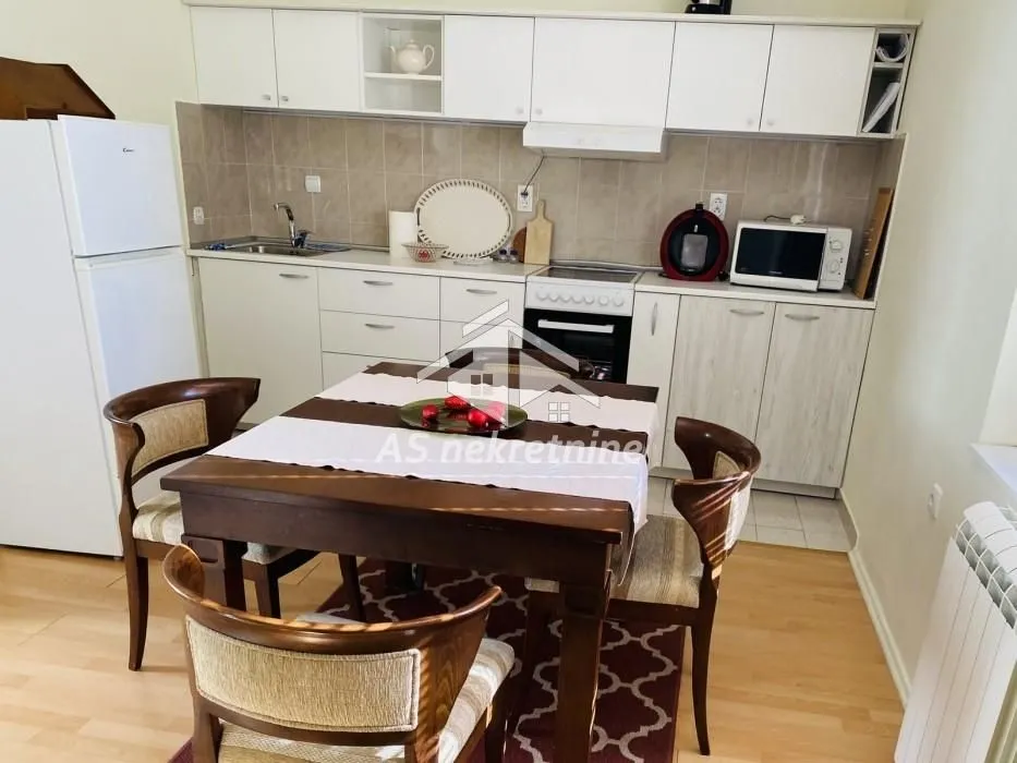 Prodaja, dvosoban stan, 60m², Voždovačka Crkva, Voždovac Sve Podlokacije
