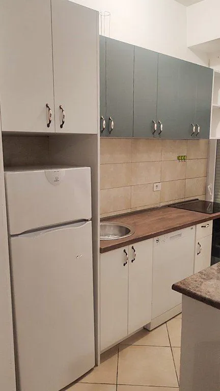 Izdavanje, dvosoban stan, 70m², Podgorica, Crna Gora