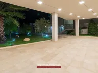 Sale, house, 400m², Bečići, Budva - image 43