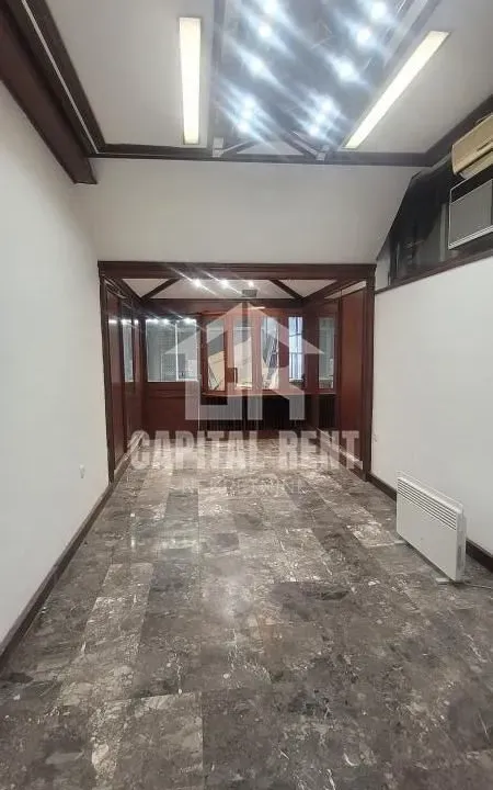 Izdavanje, poslovni prostor, 28m², Čukarica, Beograd