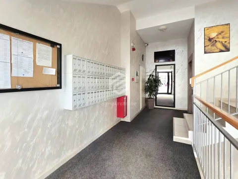 Rent, two bedroom apartment, 64m², City Kej, Podgorica - image 16