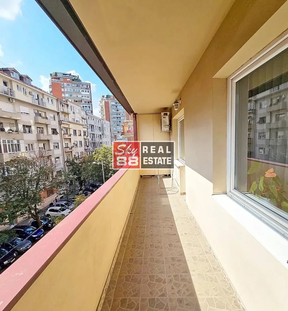 Sale, three bedroom apartment, 100m², Vračar Sve Podlokacije, Beograd