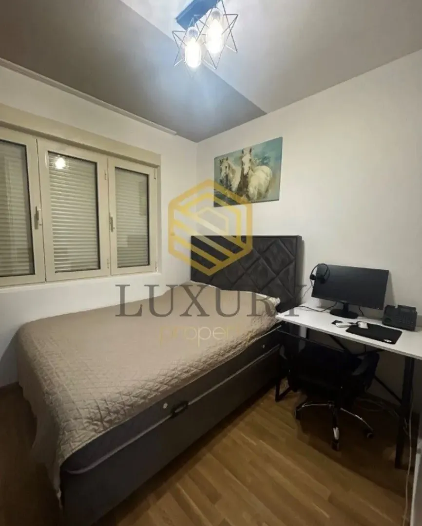 Izdavanje, jednosoban stan, 41m², Velji Vinogradi, Budva