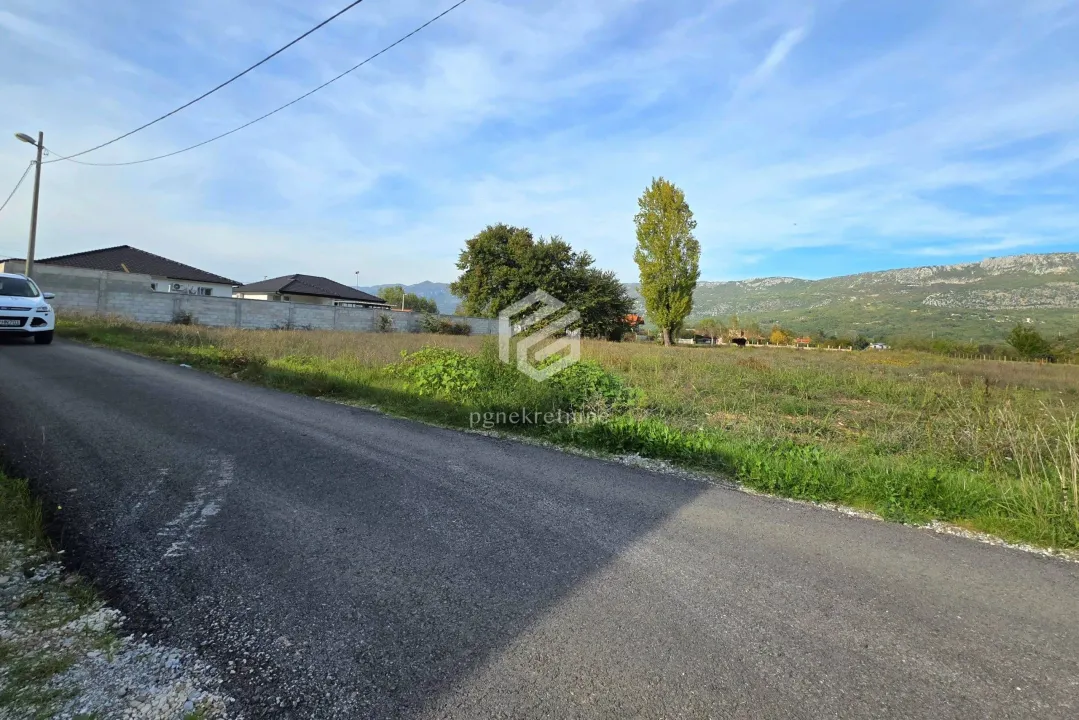 Prodaja, plac, 2800m², Velje Brdo, Podgorica