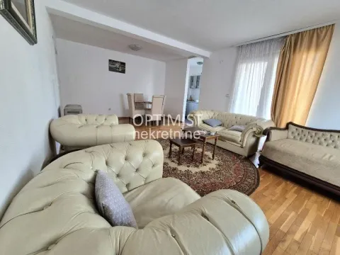 Rent, three bedroom apartment, 84m², Južni Bulevar, Vračar Sve Podlokacije - image 2