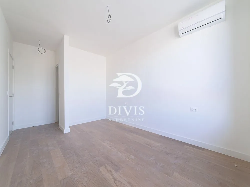 Prodaja, trosoban stan, 80m², Beograd Na Vodi, Beograd