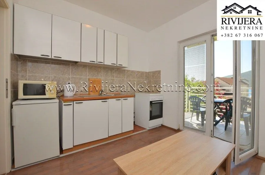 Prodaja, dvosoban stan, 54m², Đenovići, Herceg Novi